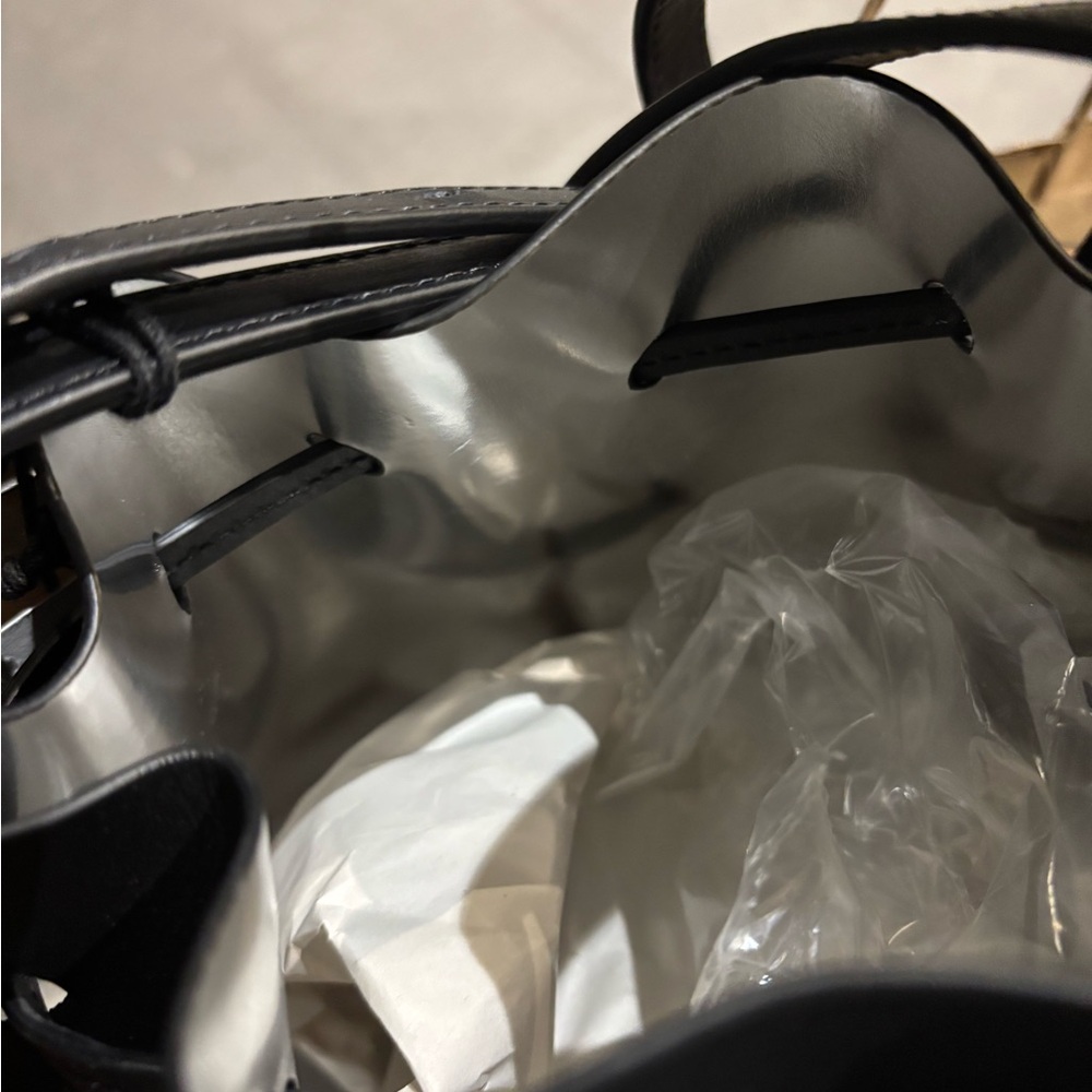 NWT Mansur Gavriel Mini Leather Bucket Bag - Limited Edition Silver Interior - Picture 6 of 6